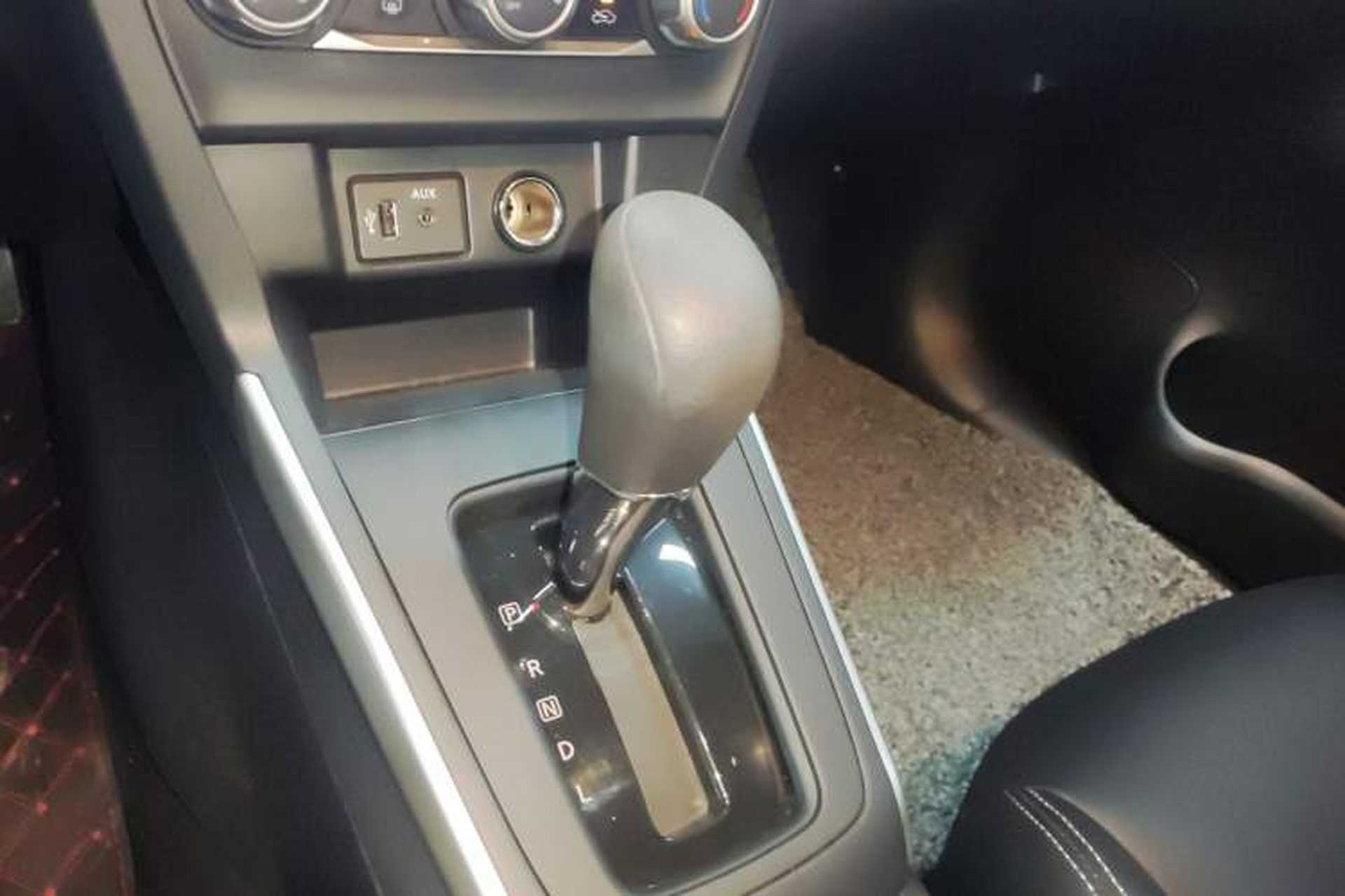 Used Nissan Sylphy 2024 Classic 1.6XE CVT Comfort Edition Gear Lever