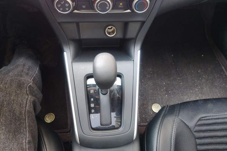 Used Nissan Sylphy 2024 Restyled Version 2 Classic 1.6XE CVT Comfort Edition Gear Lever