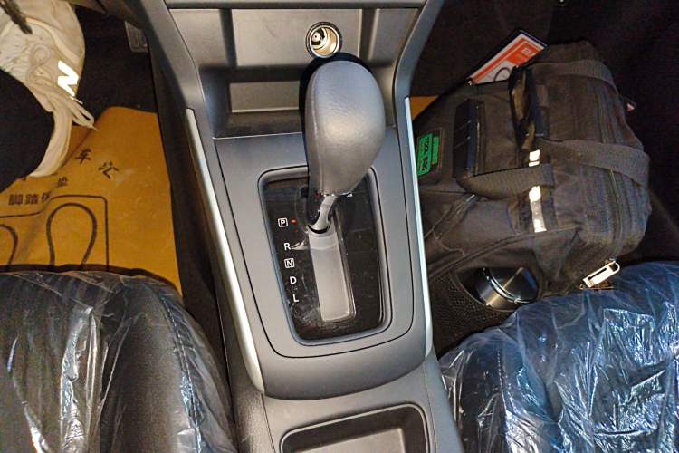 Used Nissan Sylphy 2024 Facelifted Three Classic 1.6XE CVT Comfort Edition Gear Lever