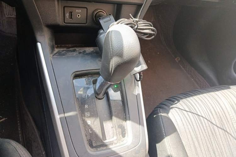 Used Nissan Sylphy 2024 Facelifted Three Classic 1.6XE CVT Comfort Edition Gear Lever