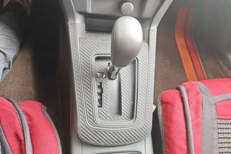 Used Nissan Sylphy 2024 Facelifted Three Classic 1.6XE CVT Comfort Edition Gear Lever