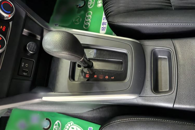 Used Nissan Sylphy 2024 Classic 1.6XE CVT Comfort Edition Gear Lever