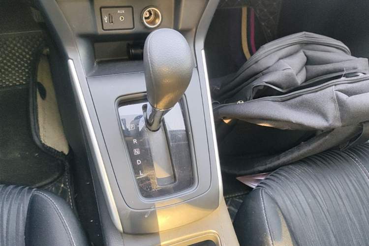 Used Nissan Sylphy 2024 Classic 1.6XE CVT Comfort Edition Gear Lever