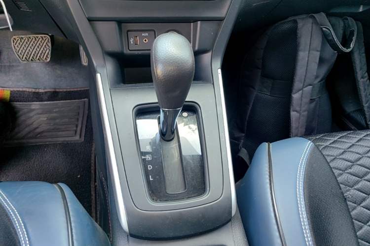 Used Nissan Sylphy 2024 Classic 1.6XE CVT Comfort Edition Gear Lever