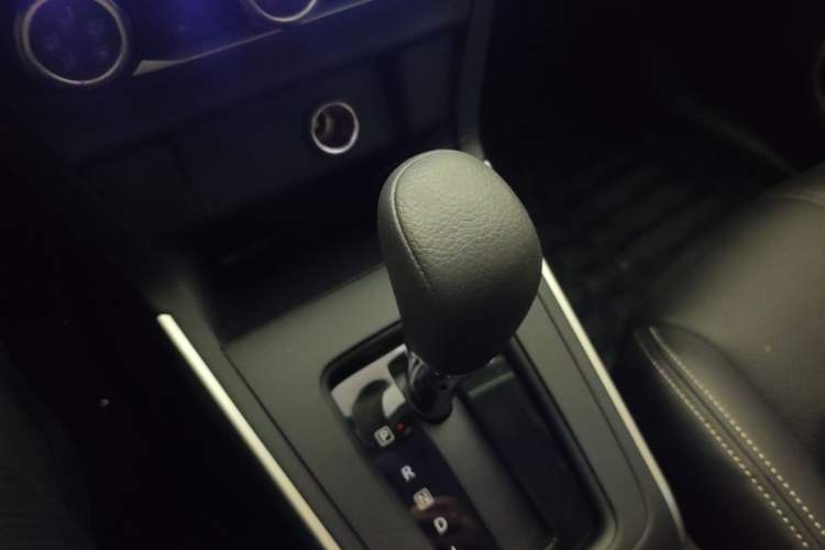 Used Nissan Sylphy 2024 Restyled Version 2 Classic 1.6XE CVT Comfort Edition Gear Lever