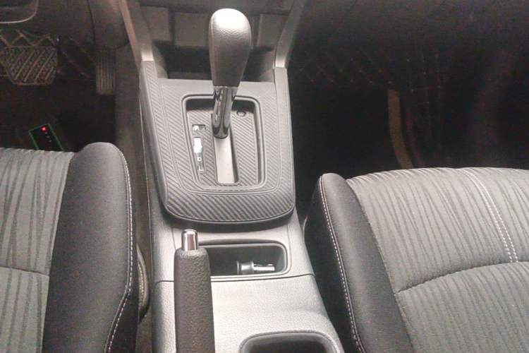 Used Nissan Sylphy 2024 Facelifted Three Classic 1.6XE CVT Comfort Edition Gear Lever