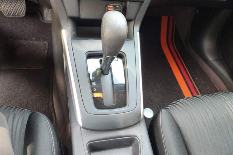 Used Nissan Sylphy 2024 Facelifted Three Classic 1.6XE CVT Comfort Edition Gear Lever