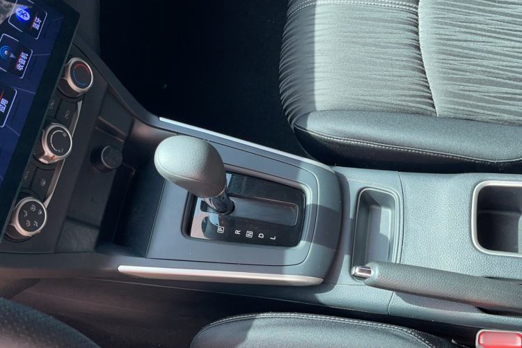 Used Nissan Sylphy 2024 Restyled Version 2 Classic 1.6XE CVT Comfort Edition Gear Lever