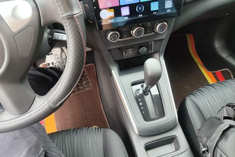 Used Nissan Sylphy 2024 Classic 1.6XE CVT Comfort Edition Gear Lever