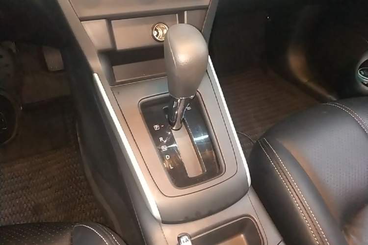 Used Nissan Sylphy 2024 Revised Version Classic 1.6XE CVT Comfort Edition Gear Lever