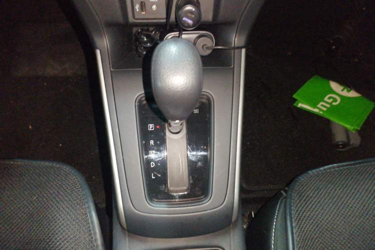 Used Nissan Sylphy 2024 Classic 1.6XE CVT Comfort Edition Gear Lever