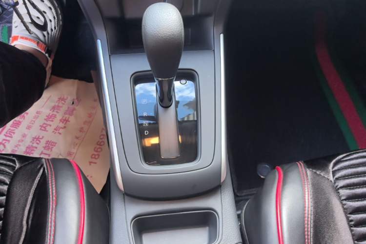 Used Nissan Sylphy 2024 Facelifted Three Classic 1.6XE CVT Comfort Edition Gear Lever