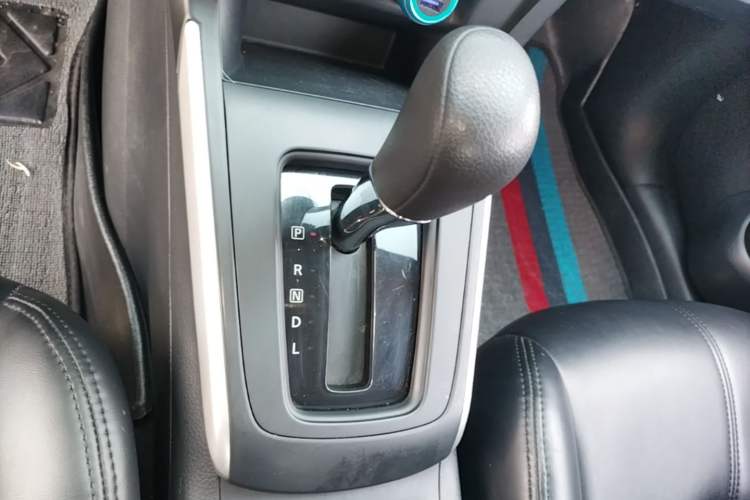 Used Nissan Sylphy 2024 Classic 1.6XE CVT Comfort Edition Gear Lever