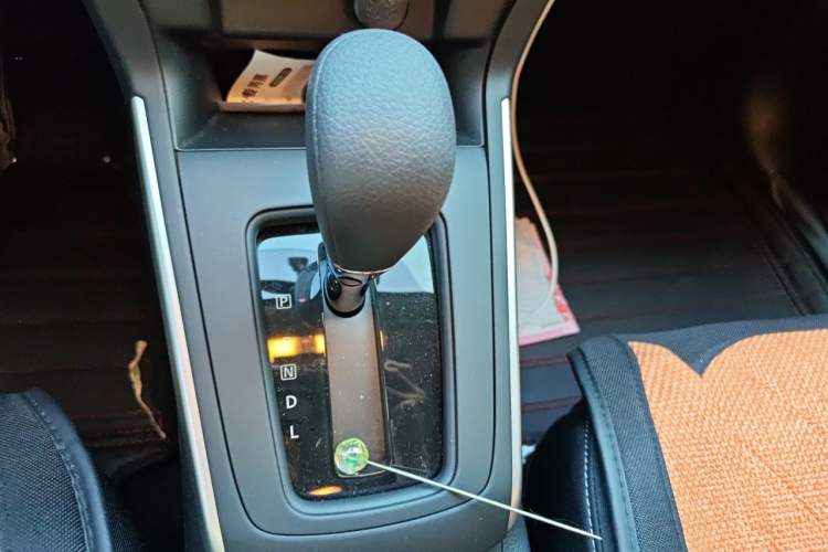Used Nissan Sylphy 2024 Restyled Version 2 Classic 1.6XE CVT Comfort Edition Gear Lever