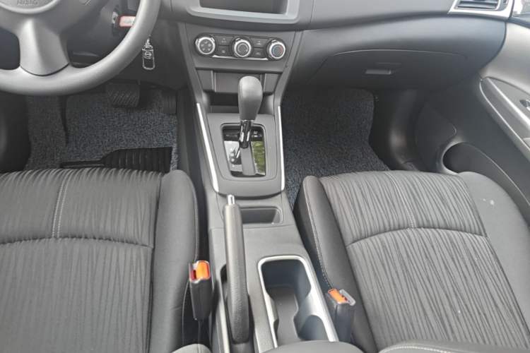 Used Nissan Sylphy 2024 Facelifted Three Classic 1.6XE CVT Comfort Edition Gear Lever