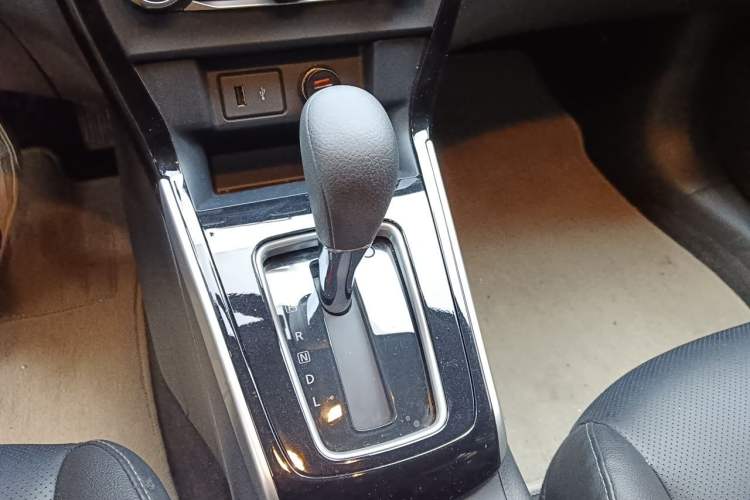 Used Nissan Sylphy 2024 Classic 1.6XV CVT Luxury Edition Gear Lever