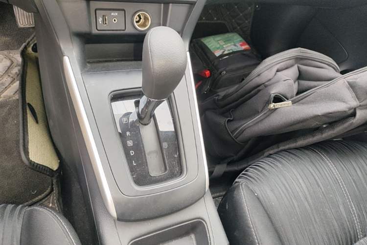 Used Nissan Sylphy 2024 Classic 1.6XE CVT Comfort Edition Gear Lever