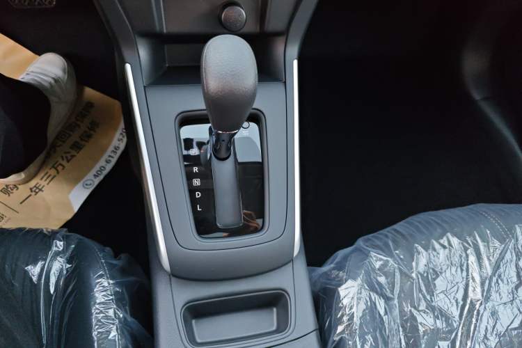 Used Nissan Sylphy 2024 Facelifted Three Classic 1.6XE CVT Comfort Edition Gear Lever