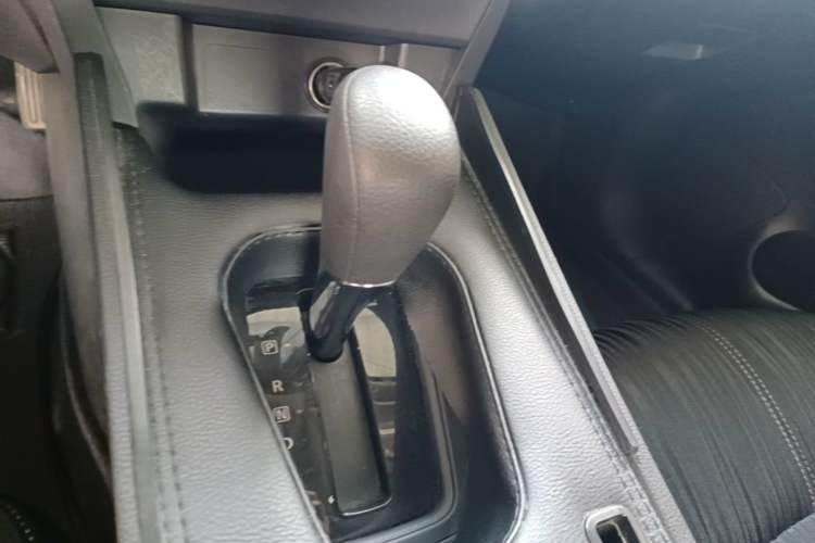 Used Nissan Sylphy 2024 Revised Version Classic 1.6XE CVT Comfort Edition Gear Lever