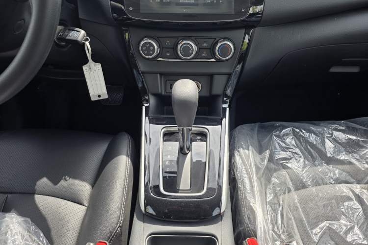 Used Nissan Sylphy 2024 Classic 1.6XL CVT Luxury Edition Gear Lever