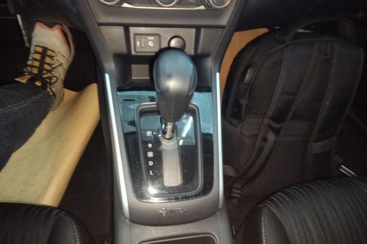 Used Nissan Sylphy 2024 Classic 1.6XE CVT Comfort Edition Gear Lever