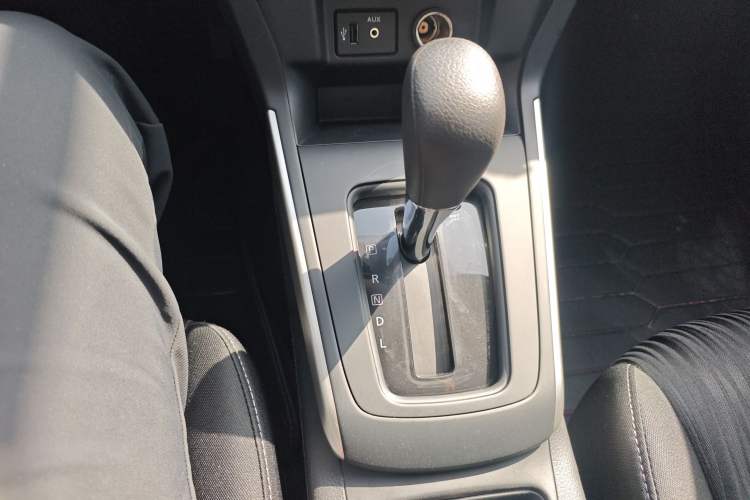 Used Nissan Sylphy 2024 Classic 1.6XE CVT Comfort Edition Gear Lever