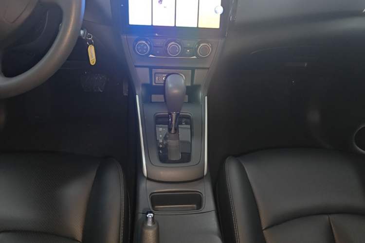 Used Nissan Sylphy 2024 Classic 1.6XE CVT Comfort Edition Gear Lever