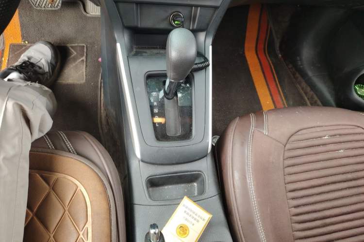Used Nissan Sylphy 2024 Restyled Version 2 Classic 1.6XE CVT Comfort Edition Gear Lever