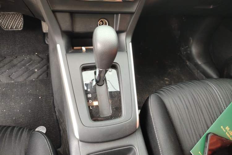 Used Nissan Sylphy 2024 Restyled Version 2 Classic 1.6XE CVT Comfort Edition Gear Lever