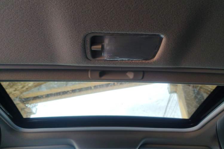 Used Nissan Sylphy 2024 Restyled Version 2 Classic 1.6XE CVT Comfort Edition Headliner