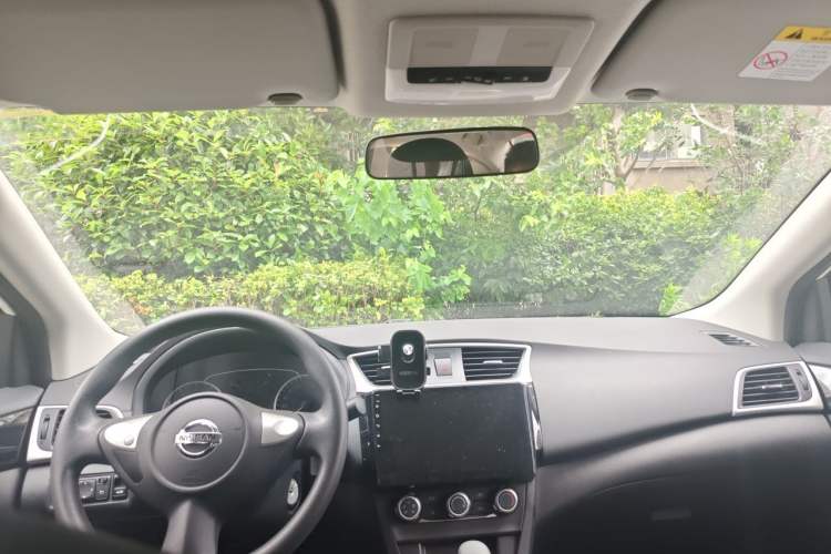 Used Nissan Sylphy 2024 Facelifted Three Classic 1.6XE CVT Comfort Edition Headliner