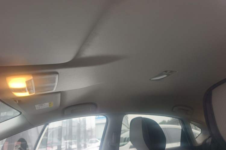 Used Nissan Sylphy 2024 Facelifted Three Classic 1.6XE CVT Comfort Edition Headliner