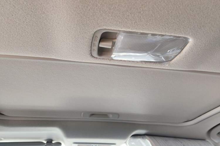 Used Nissan Sylphy 2024 Revised Version 2 Classic 1.6XL CVT Luxury Edition Headliner