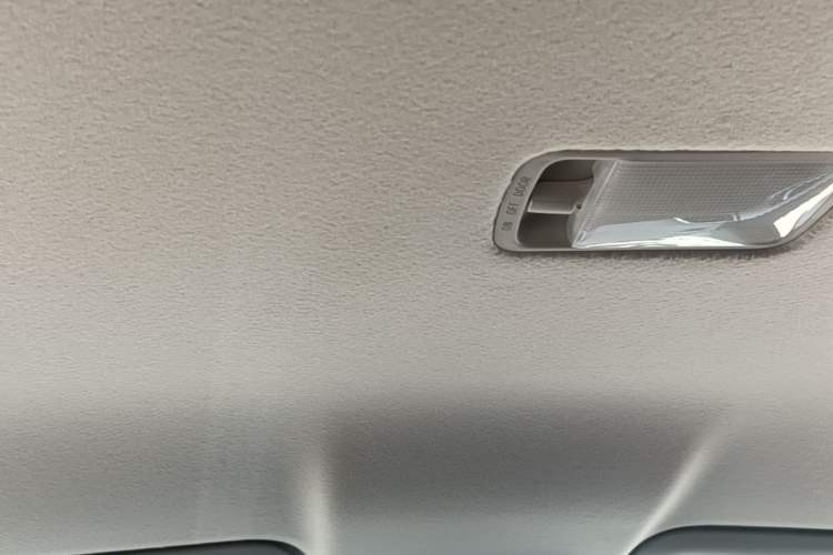 Used Nissan Sylphy 2024 Classic 1.6XE CVT Comfort Edition Headliner