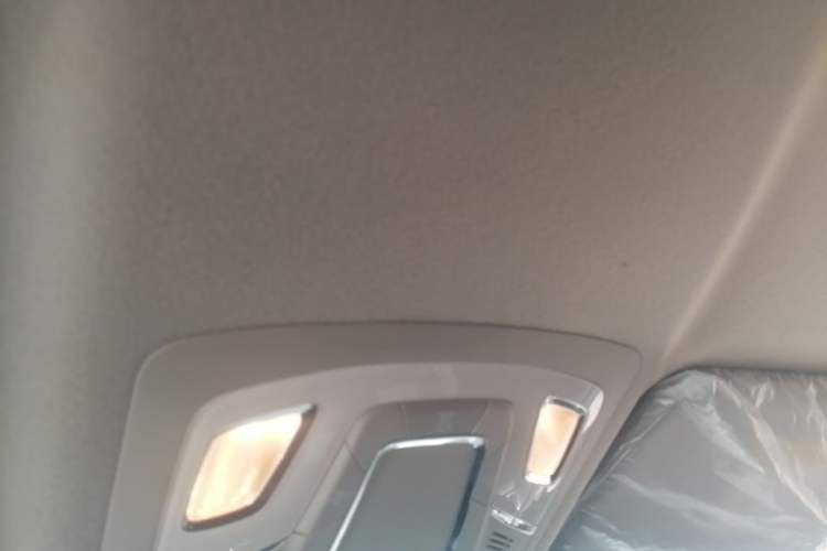 Used Nissan Sylphy 2024 Classic 1.6XE CVT Comfort Edition Headliner