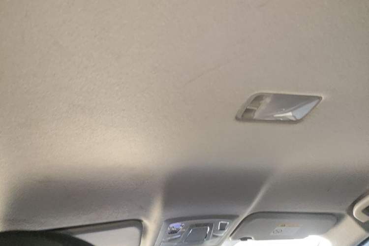 Used Nissan Sylphy 2024 Classic 1.6XE CVT Comfort Edition Headliner