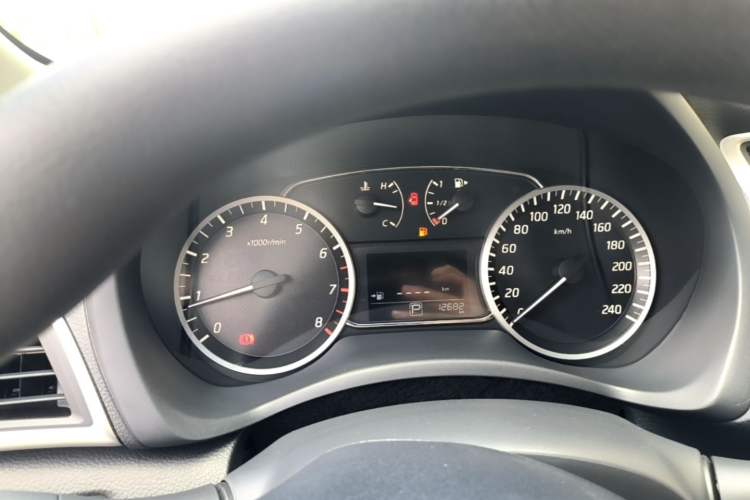Used Nissan Sylphy 2024 Restyled Version 2 Classic 1.6XE CVT Comfort Edition Instrument Cluster