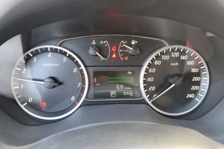 Used Nissan Sylphy 2024 Restyled Version 2 Classic 1.6XE CVT Comfort Edition Instrument Cluster