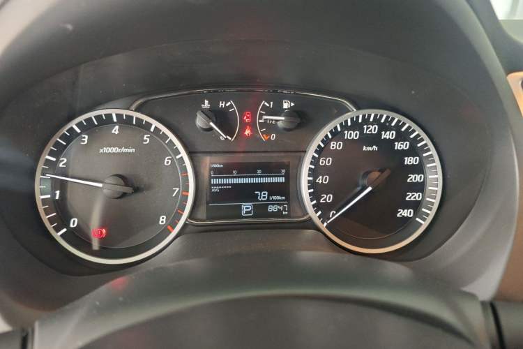 Used Nissan Sylphy 2024 Restyled Version 2 Classic 1.6XE CVT Comfort Edition Instrument Cluster