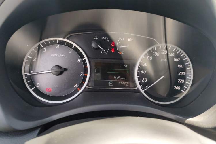 Used Nissan Sylphy 2024 Restyled Version 2 Classic 1.6XE CVT Comfort Edition Instrument Cluster