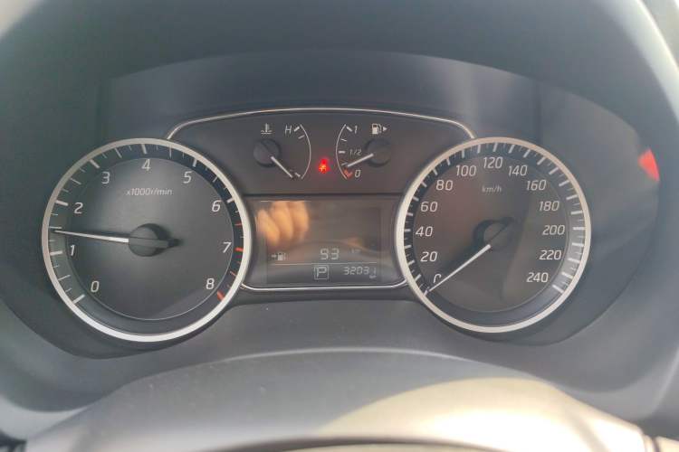 Used Nissan Sylphy 2024 Classic 1.6XE CVT Comfort Edition Instrument Cluster