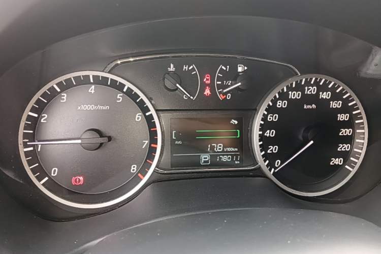Used Nissan Sylphy 2024 Classic 1.6XL CVT Luxury Edition Instrument Cluster