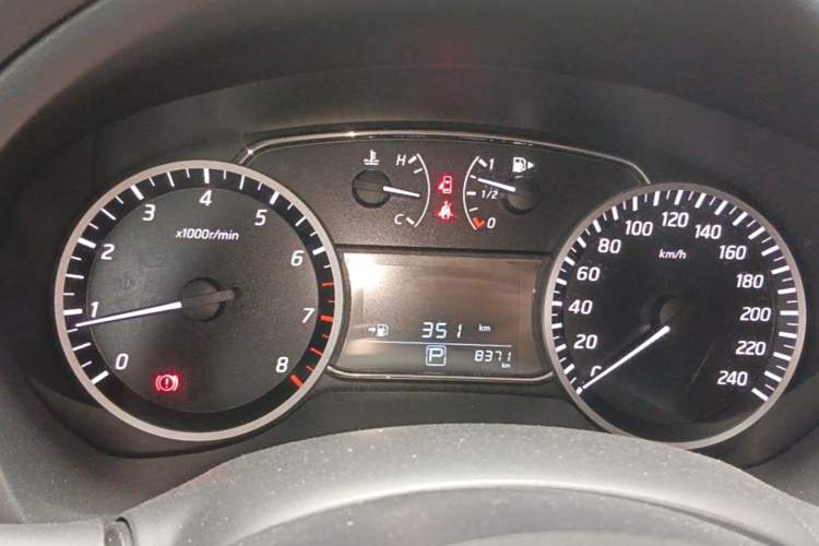 Used Nissan Sylphy 2024 Facelifted Three Classic 1.6XE CVT Comfort Edition Instrument Cluster