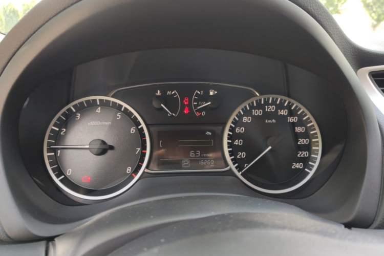 Used Nissan Sylphy 2024 Facelifted Three Classic 1.6XE CVT Comfort Edition Instrument Cluster