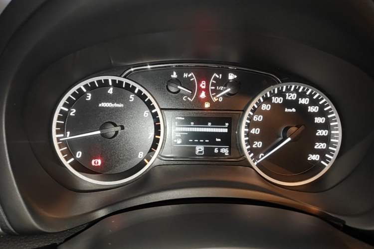 Used Nissan Sylphy 2024 Restyled Version 2 Classic 1.6XE CVT Comfort Edition Instrument Cluster