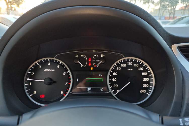 Used Nissan Sylphy 2024 Facelifted Three Classic 1.6XE CVT Comfort Edition Instrument Cluster