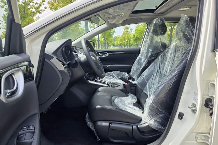 Used Nissan Sylphy 2024 Classic 1.6XL CVT Luxury Edition Interior 1