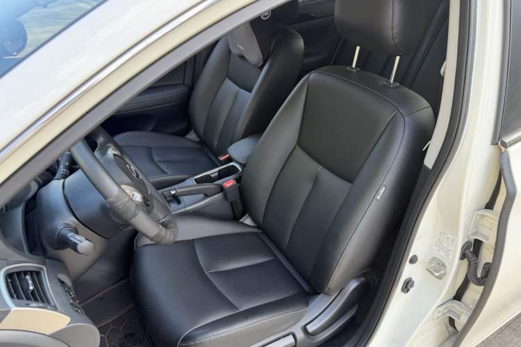 Used Nissan Sylphy 2024 Classic 1.6XL CVT Luxury Edition Interior 2
