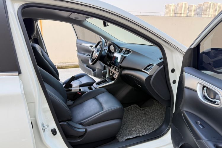 Used Nissan Sylphy 2024 Classic 1.6XE CVT Comfort Edition Interior 3
