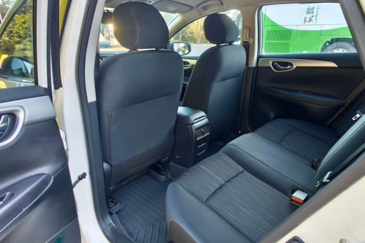 Used Nissan Sylphy 2024 Classic 1.6XE CVT Comfort Edition Interior 3
